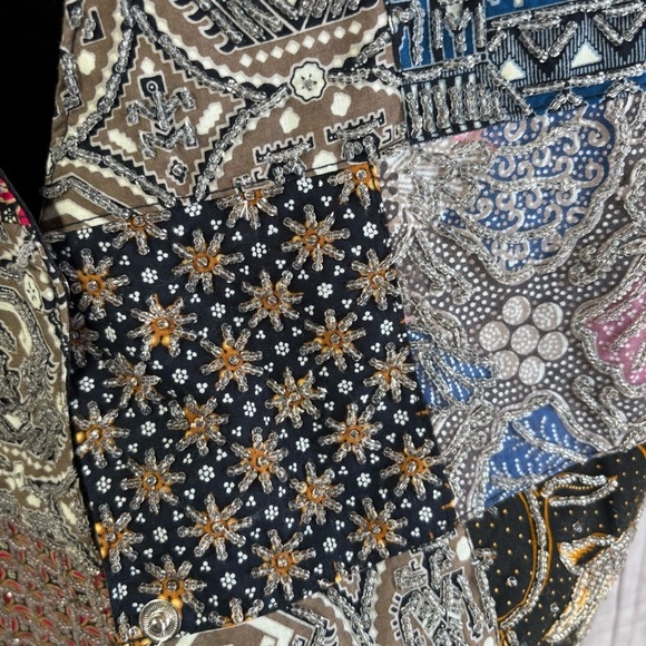 Vintage women’s patchwork fully beaded embroidered vest large - Picture 2 of 8